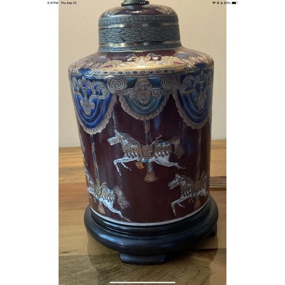 Carousel horses Lamp Vintage Ornately Etched Ceramic, Wood Base **Tested 19” - Picture 2 of 8